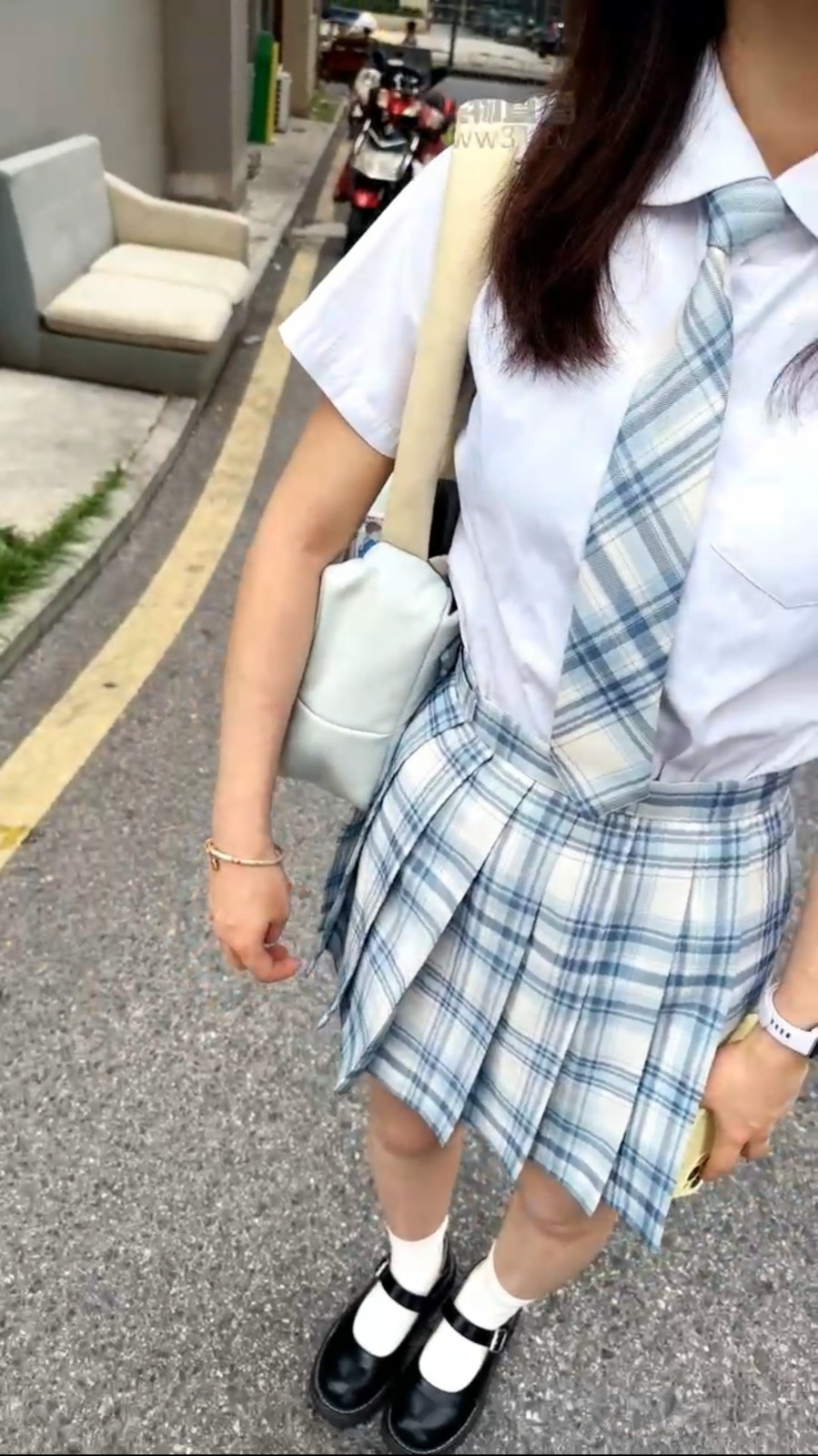 Screenshot_20260513_092636_com.huawei.himovie_edit_317901462056178.jpg