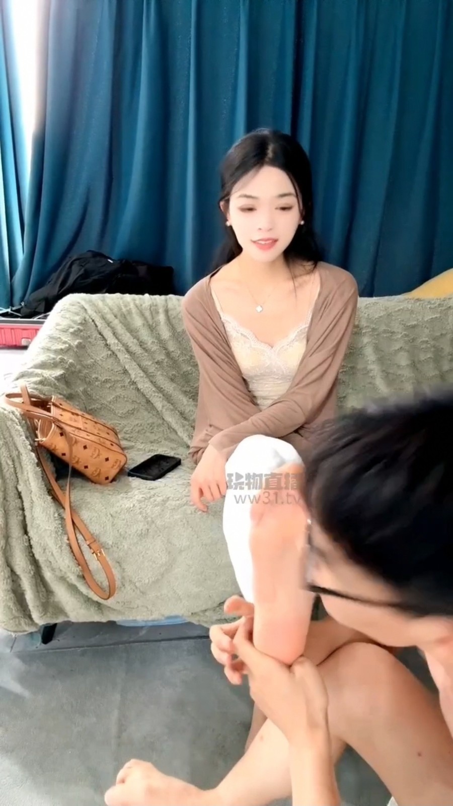 Screenshot_20260529_162416_com.huawei.himovie_edit_826945451939441.jpg